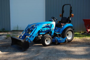 August 2015 Tractors 029